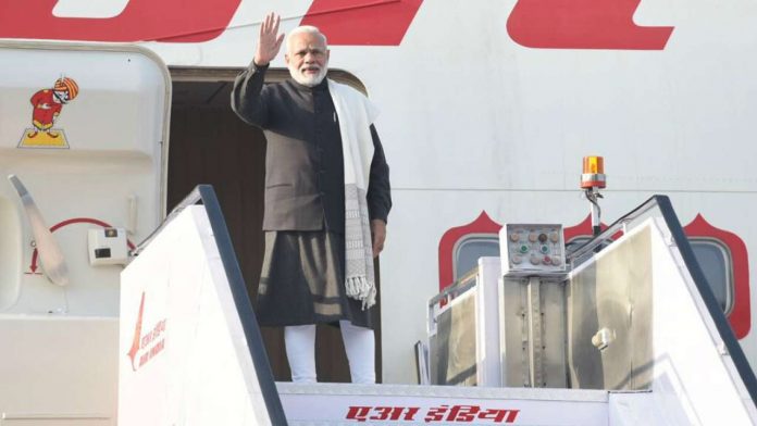 नरेंद्र मोदी