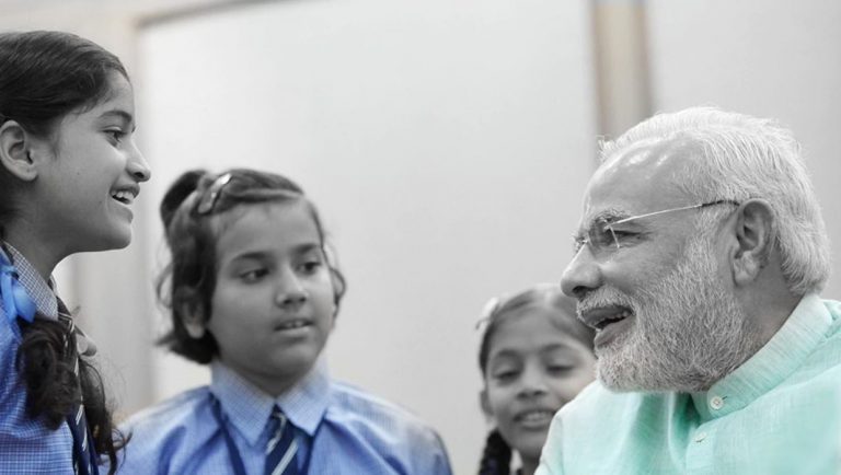 जब सूट-बूट वाली सरकार ने आम आदमी को वो दिया जो उन्हें 50 साल पहले मिलना था