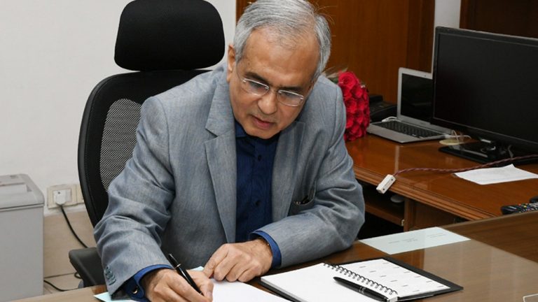 ‘मोदी हिटलर’, ‘राहुल मुसोलिनी’ कांड के बाद नीति आयोग ने लीक रोज़गार रिपोर्ट पर दी सफ़ाई