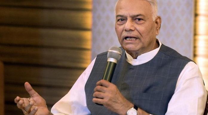 प्रधानमंत्री की रेस में सबसे नज़दीक तो मैं खुद हूँ: यशवंत सिन्हा