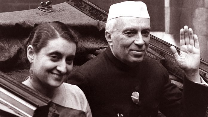 जवाहर लाल नेहरू और इंदिरा गांधी