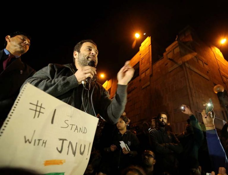 2016 में राहुल पहुँचे थे कन्हैया के लिए JNU, फिर अब बिलकुल चुप क्यों हैं?