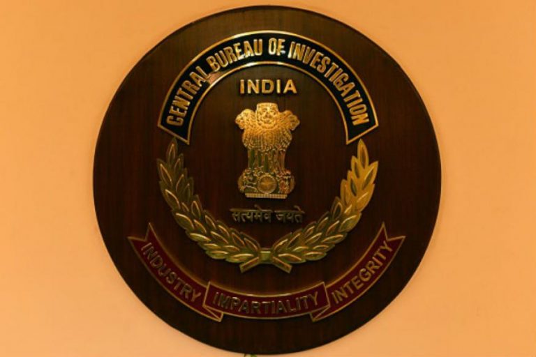 CBI की गिरती साख: कब तक होती रहेगी केंद्रीय एजेंसियों की फ़ज़ीहत