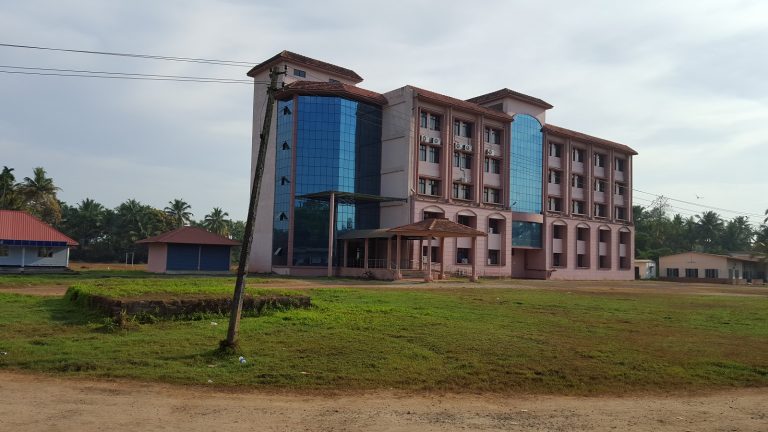 CUSAT के कुलपति को झुकना पड़ा: पहले कहा ‘हम सेक्युलर संस्थान हैं’, फिर सरस्वती पूजा करने की अनुमति प्रदान की