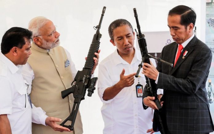 नरेंद्र मोदी