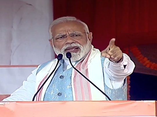 जन्म लेते ही कुछ के लिए भारत रत्न  तय क्यों हो जाता था: असम में PM मोदी का कॉन्ग्रेस पर तंज