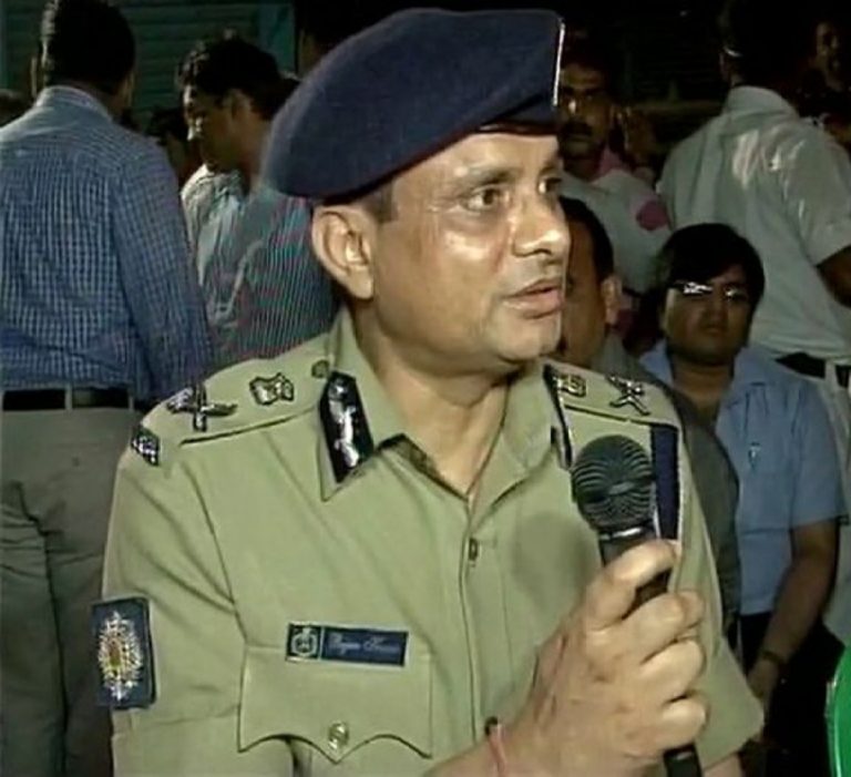 शारदा चिटफंड: कोलकाता पुलिस कमिश्नर की तलाश में CBI, ममता के हैं करीबी