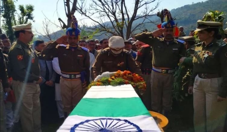 पुलवामा के वीर: जन्मदिन मनाकर लौटे ही थे नसीर अहमद, किसे पता था यह आख़िरी होगा