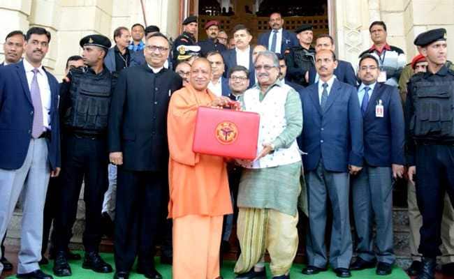 उत्तर प्रदेश सरकार ने यूपी विधानसभा में पेश किया बजट
