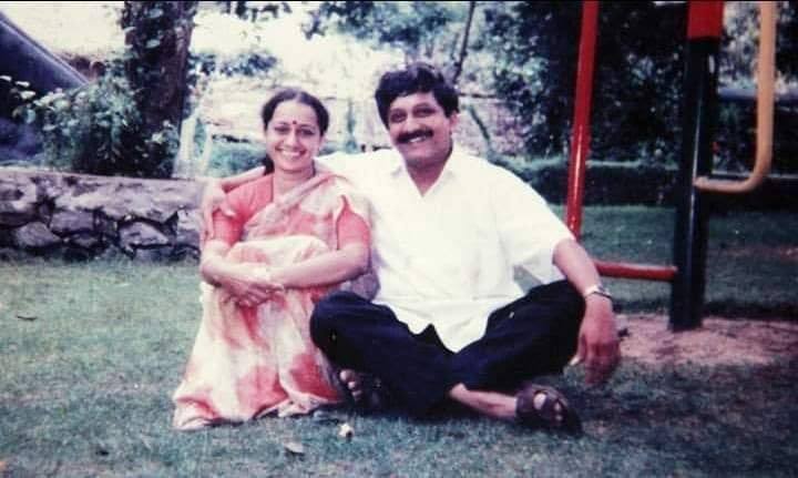 ‘विमान से जाने वाले की लाश ही वापस आती है’ – पर्रिकर का वो लेख, जो हर माँ-बाप-पति-पत्नी को पढ़ना जरूरी