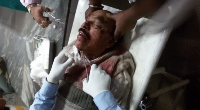 इस्लामपुर में TMC गुंडों द्वारा भाजपा कार्यकर्ता की बेरहमी से पिटाई, हालत गंभीर