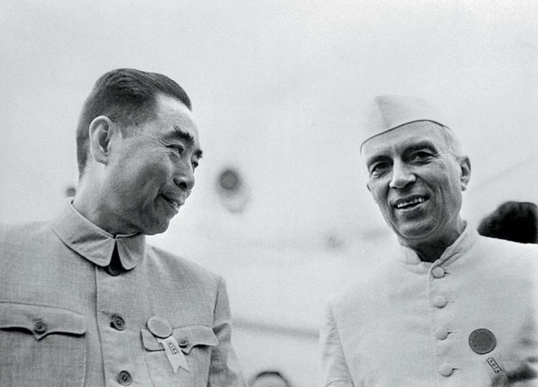 नेहरू ने जिस ड्रैगन को दूध पिलाया, आज वह भारत पर ही आग उगल रहा है