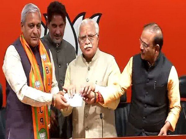 रणवीर गंगवा हुए भाजपा में शामिलरणवीर गंगवा हुए भाजपा में शामिल
