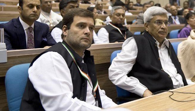 राहुल गाँधी और प्रकाश करात