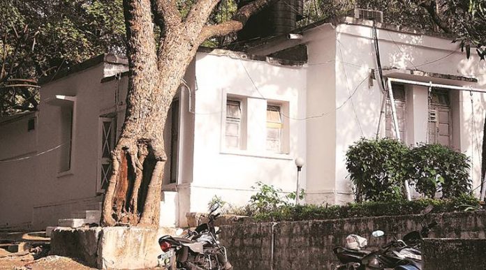 आईपीएस राजेंद्र मिश्रा का भोपाल स्थित बंगला