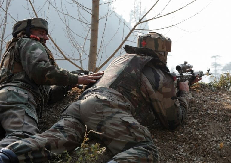 भारत के सख्त एक्शन से डरा पाकिस्तान, PoK में बंद किए चार आतंकी कैंप
