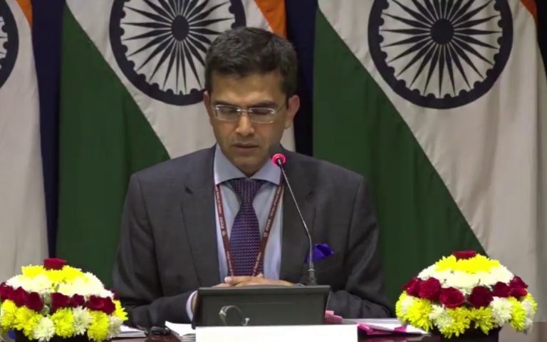 जैश का प्रवक्ता है पाकिस्तान, दो मिग गिराए तो सबूत दो: भारत
