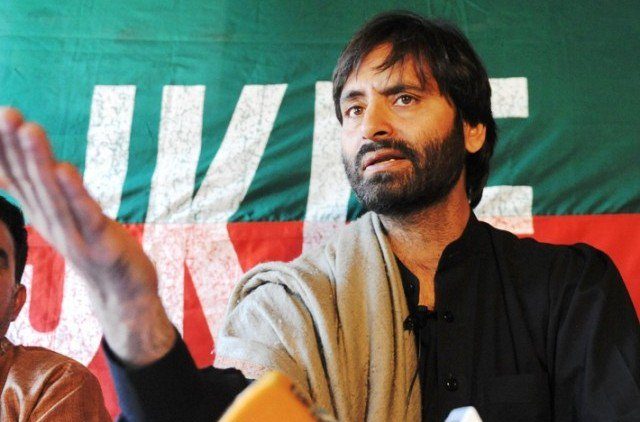 आतंकी यासीन मलिक के JKLF की कुंडली- मकबूल बट, मंदिर में नमाज, टिकालाल, जस्टिस नीलकंठ गंजू…