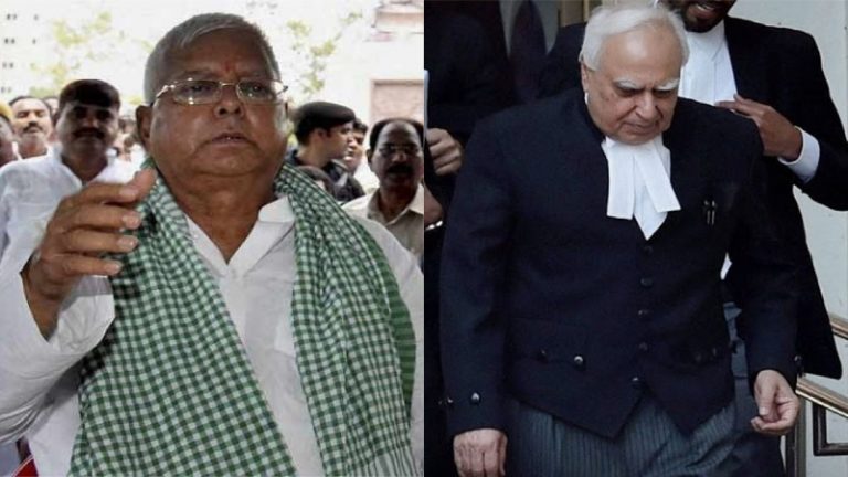 SC में लालू की ज़मानत के लिए गिड़गिड़ाए कपिल सिब्बल, CJI ने कहा – अपराधी है आपका क्लाएंट