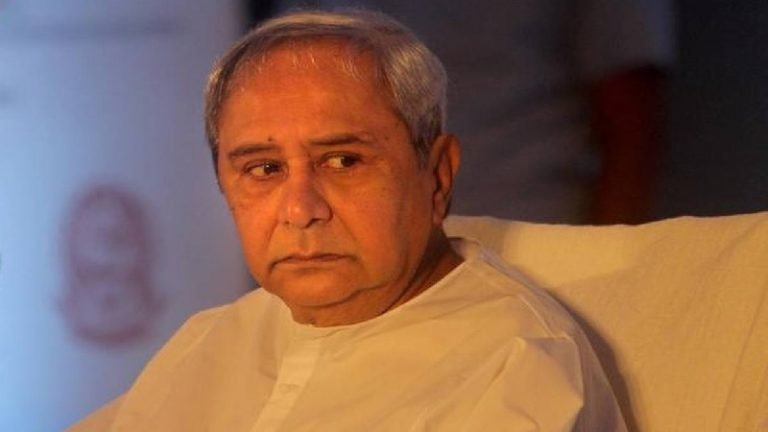 ‘BJD नेता व MLA उम्मीदवार ने मेरा रेप किया था’ – CM हाउस के बाहर खुद को जलाने पहुँची पीड़िता