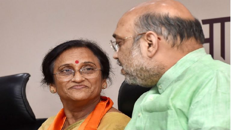 प्रयागराज: BJP के मास्टरस्ट्रोक से कॉन्ग्रेस में ‘भगदड़’, रीता की एंट्री से बदला चुनावी गणित