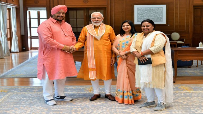 चाय बेचने वाले दलित सिख अवतार सिंह को निर्विरोध चुना गया उत्तरी दिल्ली का मेयर