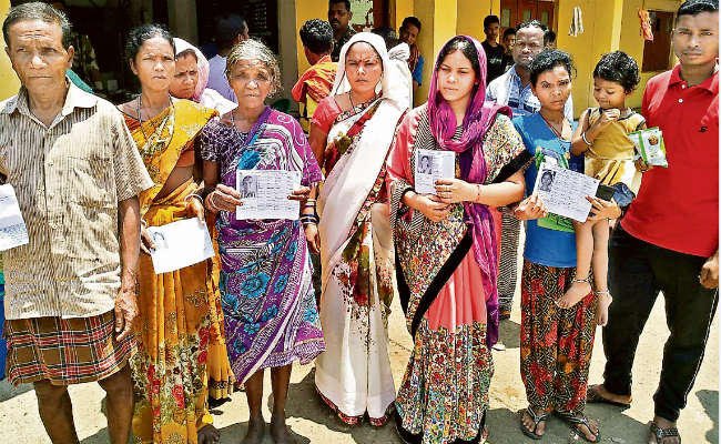 विधायक भीमा मंडावी का परिवार