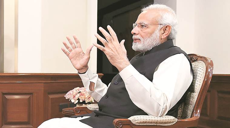 PM मोदी ने साध्वी प्रज्ञा ठाकुर का खुलकर किया बचाव, कहा कॉन्ग्रेस को पड़ेगा महँगा
