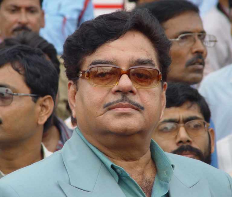 शत्रुघ्न के सामने एक और ‘शत्रु’: बिहार महागठबंधन में फिर से आई दरार, VIP ने खड़ा किया उम्मीदवार