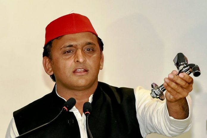 अखिलेश यादव