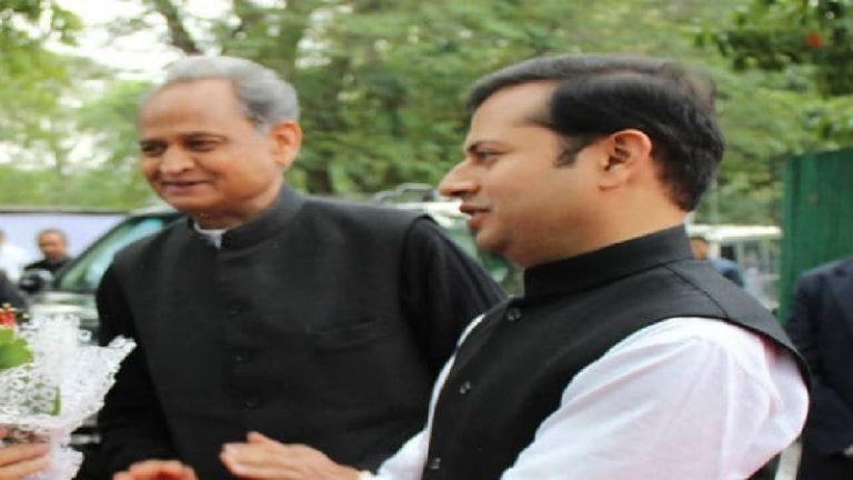 बेटे के लिए 93 तो पार्टी के लिए सिर्फ़ 37 रैलियाँ: मुख्यमंत्री गहलोत से कॉन्ग्रेस आलाकमान नाराज़