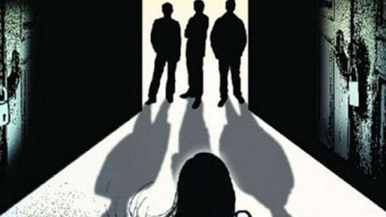 4 बच्चों की माँ से दरोगा उमराव खान समेत इब्राहिम, मैनुद्दीन, शाहिद ने किया गैंगरेप: Video वायरल होने पर खुलासा