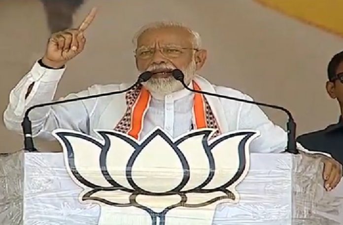 प्रधानमंत्री नरेंद्र मोदी