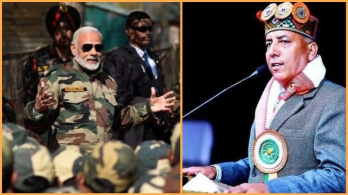 नरेंद्र मोदी