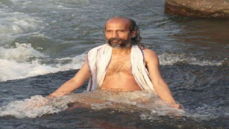 मिलिए ओडिशा के उस BJP सांसद से जो साधु बनना चाहते थे, सादगी के कायल हो रहे लोग