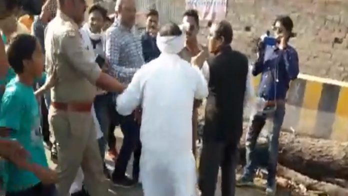 प्रियंका गाँधी रोड शो