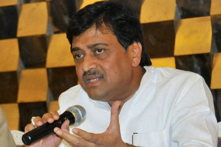 चुनाव हारने में राहुल गाँधी की कोई गलती नहीं, मैं दूँगा इस्तीफा: अशोक चव्हाण