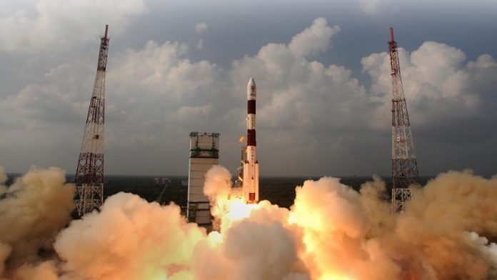 भारत अंतरिक्ष में भी स्वनिर्भर होने के लिए कर रहा है तैयार