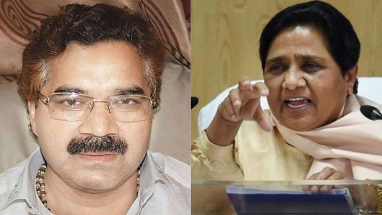 मायावती ने करीबी पार्टी MLA को किया निलंबित, भाजपा प्रत्याशी से गले मिलने का आरोप