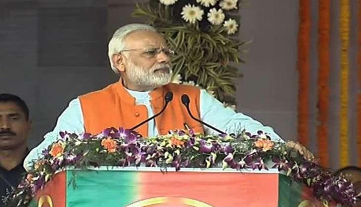 अगर कॉन्ग्रेस मौजूदा PM को गाली देगी तो पूर्व PM के कार्यों को मैं भी गिनाऊँगा: मोदी