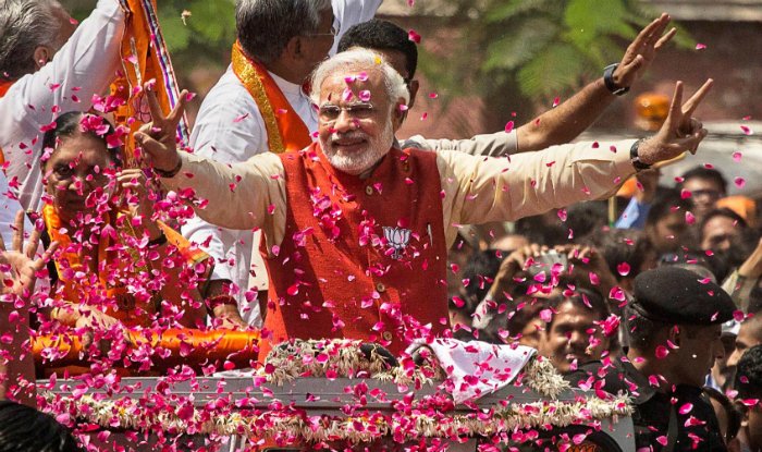 जीत की सुनामी का जश्न: पीएम मोदी के आवास पर पहुँचेंगे 20000 BJP कार्यकर्ता