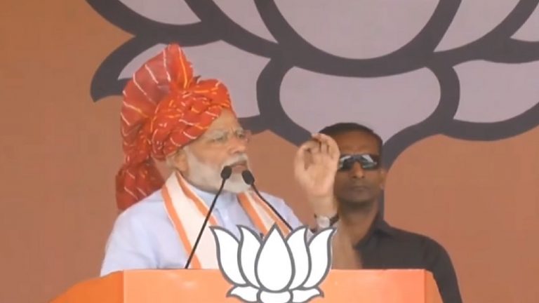 ‘शहंशाह’ वाड्रा को चौकीदार जेल के गेट तक ले आया, अब अंदर पहुँचा कर रहूँगा: PM मोदी