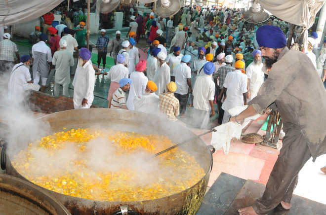 गुरुद्वारा, लंगर