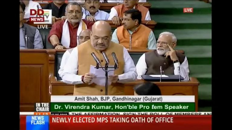 BJP सांसद को नहीं मिली भोजपुरी में शपथ लेने की अनुमति, पूर्व केंद्रीय मंत्री ने जताई आपत्ति