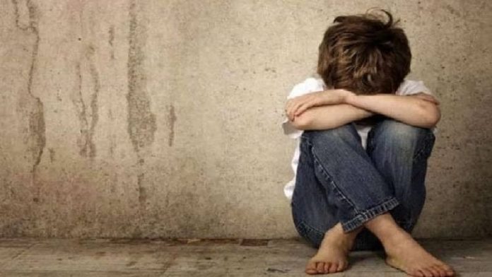 नाबालिग के साथ गैंगरेप