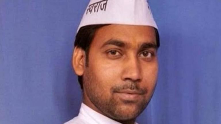 AAP विधायक मनोज कुमार को 3 महीने की जेल, ₹10 हजार का जुर्माना