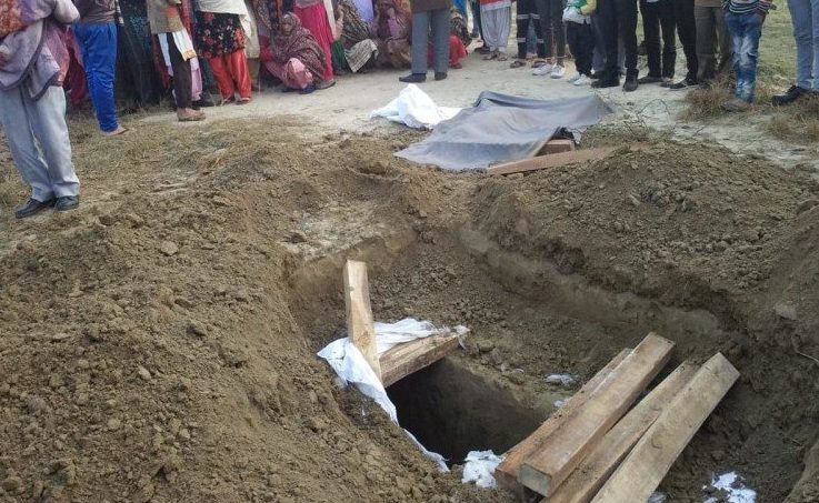 कब्र खोदते ही दफनाए जाने से ठीक पहले खड़ा हो गया ‘मुर्दा’ मुहम्मद फुरकान