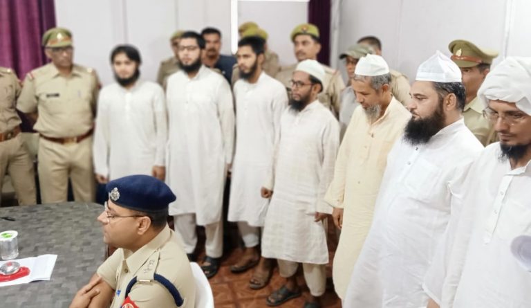 शामली के दो मदरसों पर छापा: मौलाना हफीउल्ला, वासिफ और असरफ के साथ 4 विदेशी गिरफ्तार