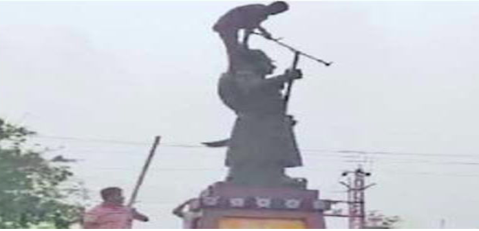 महाराणा प्रताप की मूर्ति