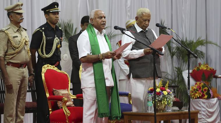चौथी बार कर्नाटक के मुख्यमंत्री बने येदियुरप्पा, कुमारस्वामी के आदेशों पर लगाई रोक